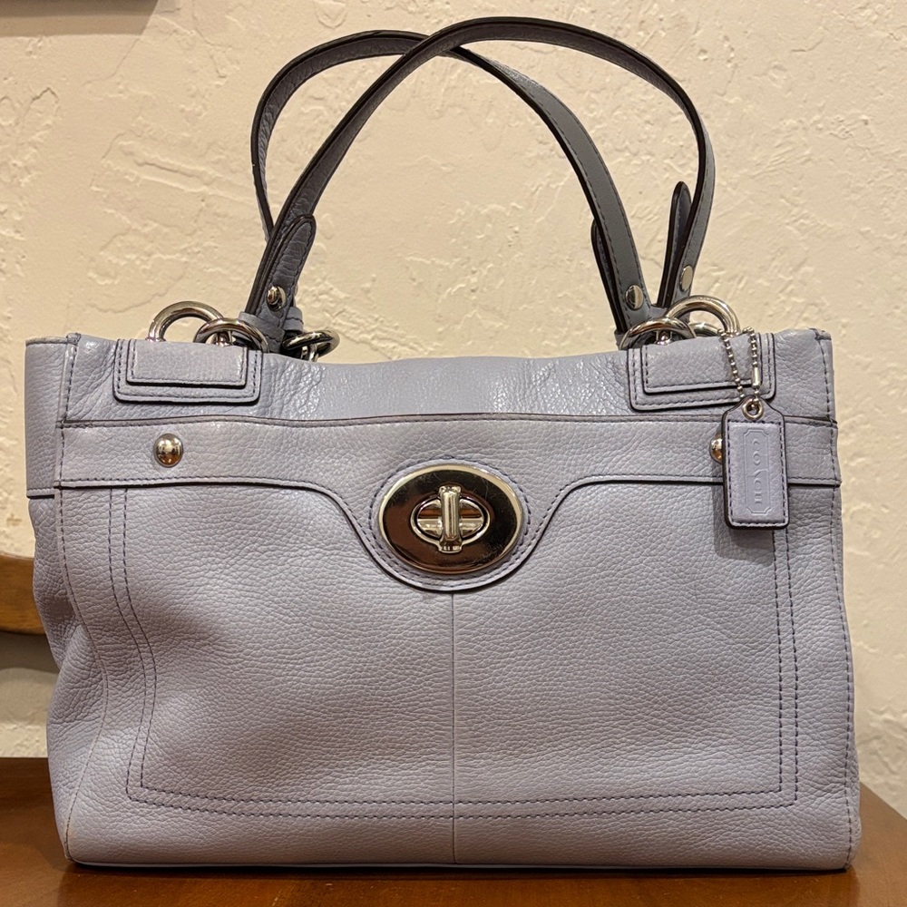 Coach Lilac Leather Penelope Tote‎